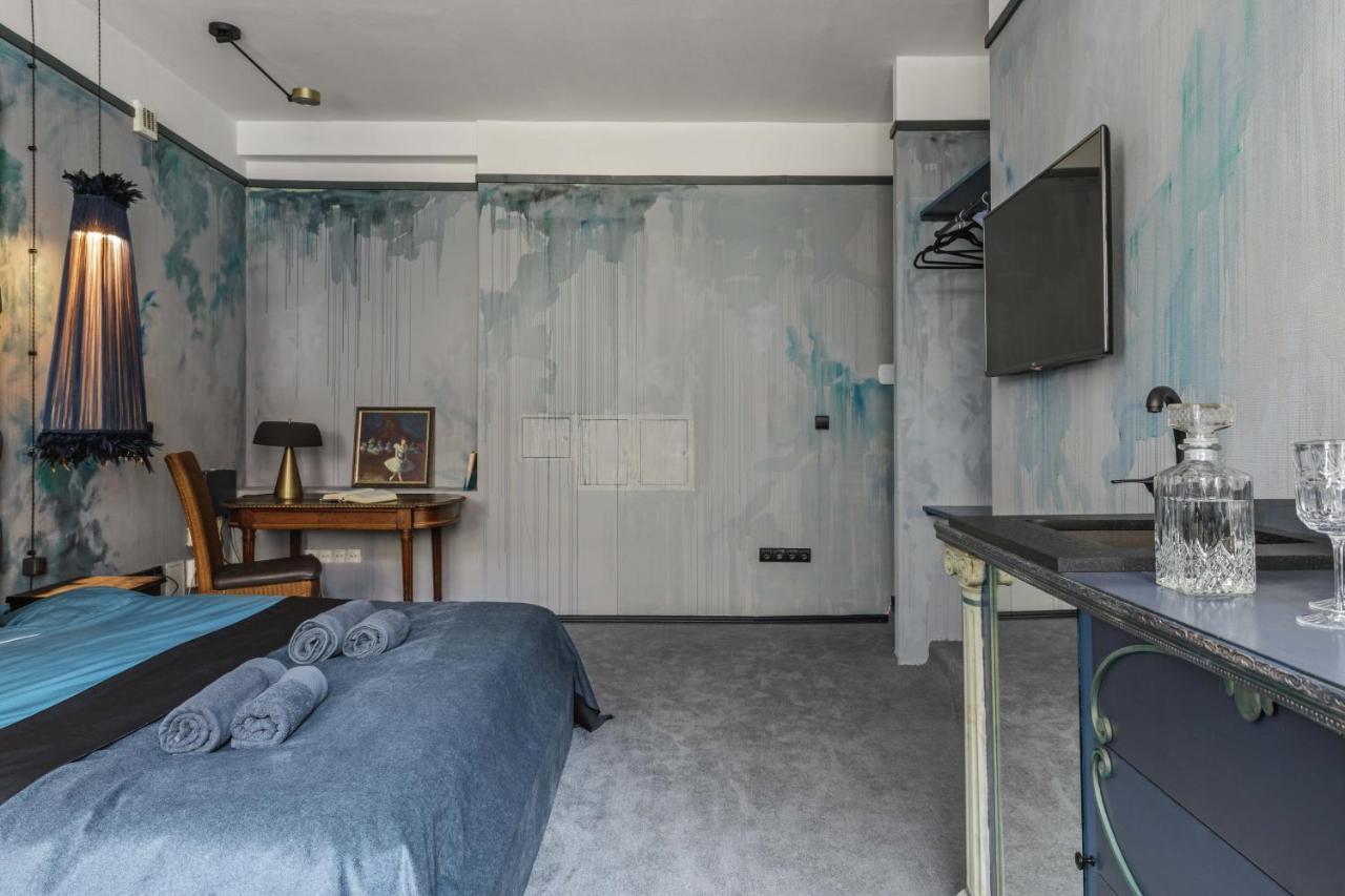 Appartamento Luxuriuos Flat In The Capital'S Old Town Vilnius Esterno foto