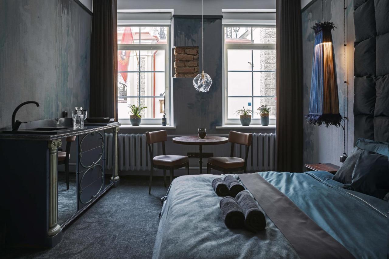 Appartamento Luxuriuos Flat In The Capital'S Old Town Vilnius Esterno foto