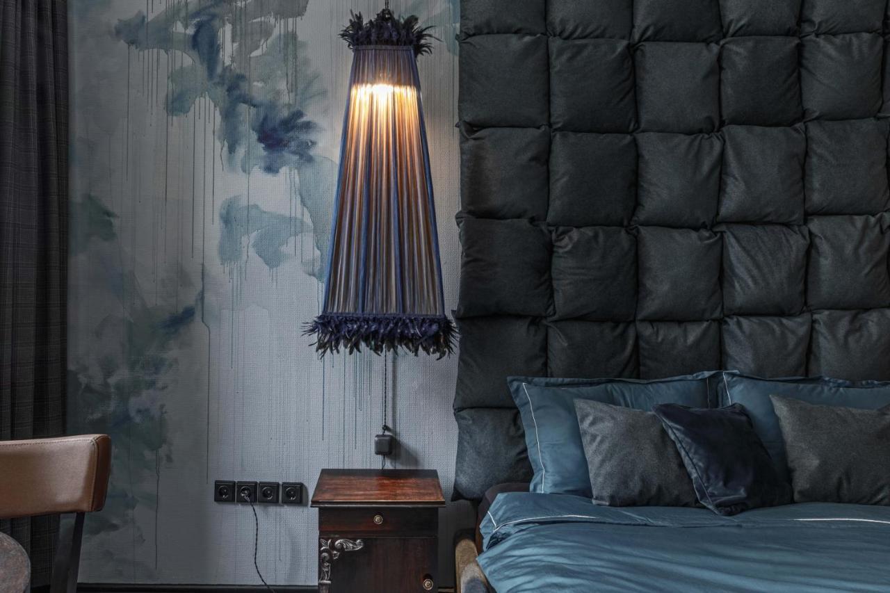 Appartamento Luxuriuos Flat In The Capital'S Old Town Vilnius Esterno foto